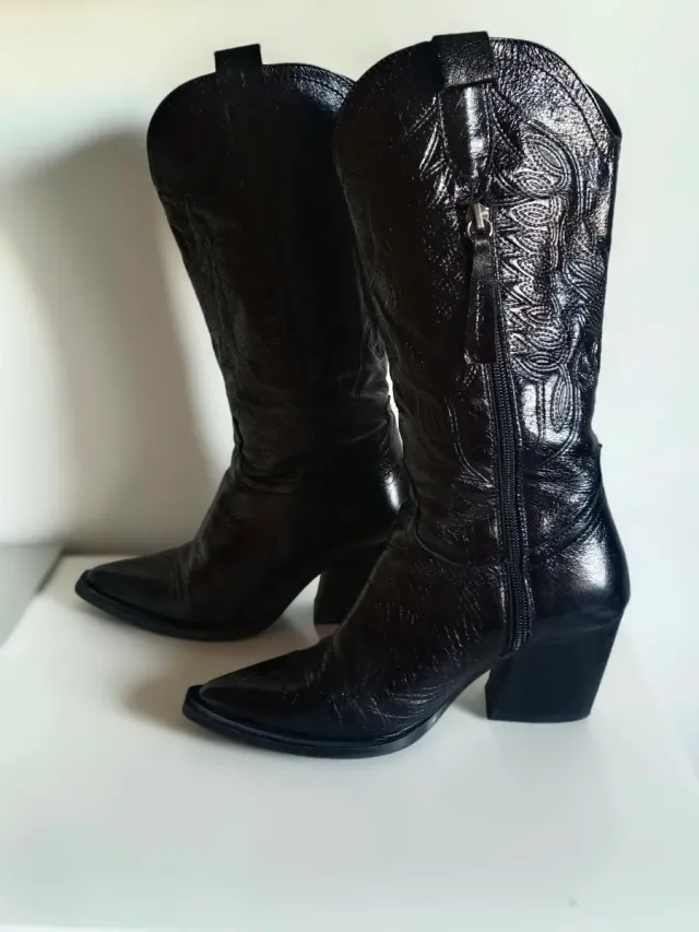 Botas cowboy piel Vienty negras