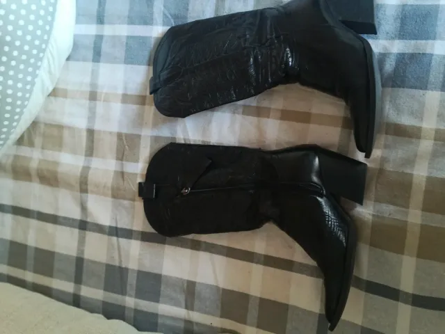 Botas cowboy piel Vienty negras