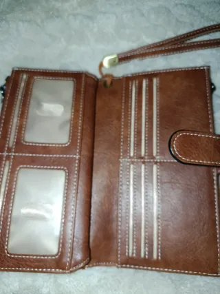 Cartera grande con estampado de vaca