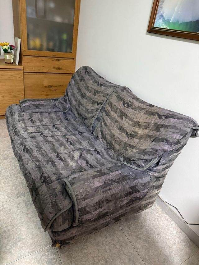Sofá de 2 plazas estampado