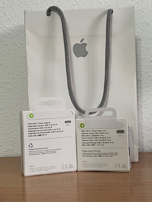 Caricatore completo iPhone Apple nuovo