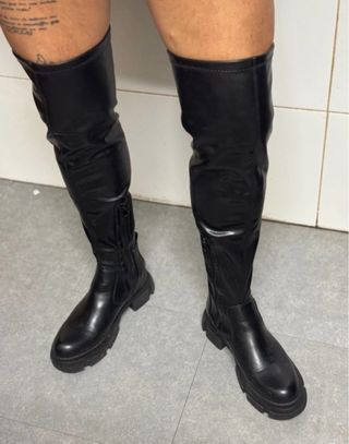 Botas altas polipiel negras