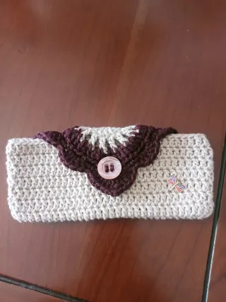 Funda de ganchillo para gafas