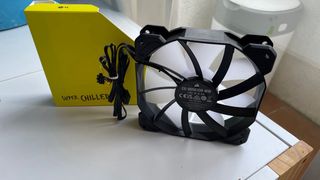 Corsair AF120 RGB ELITE + Hub