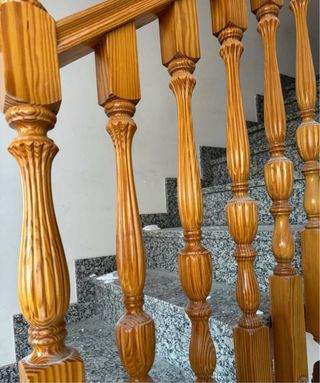 Barandilla de madera para escaleras doble vuelta