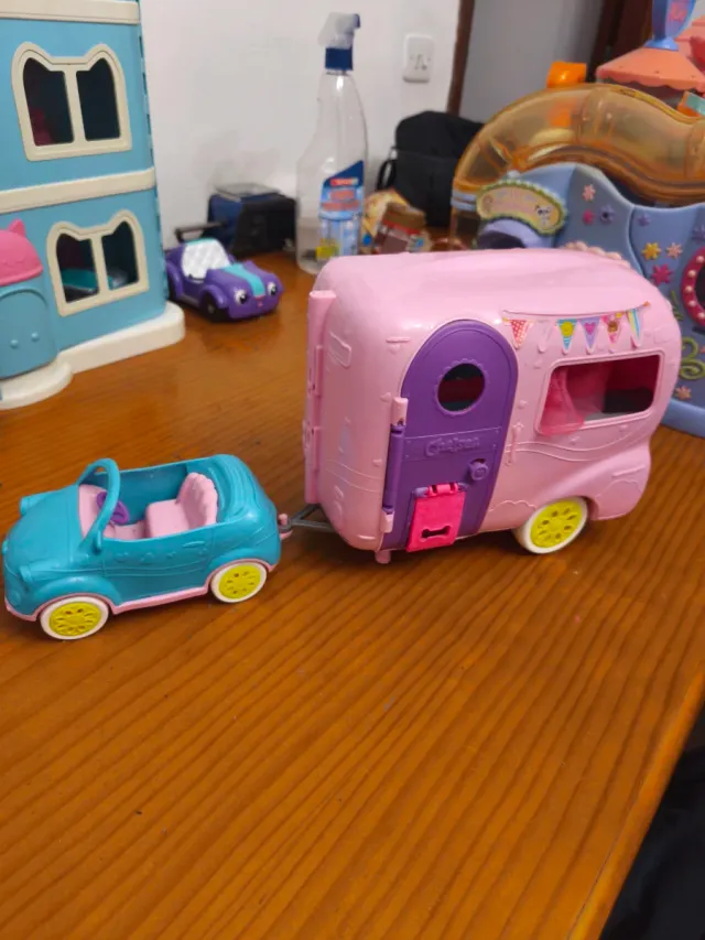 Coche y Caravana Barbie Chelsea
