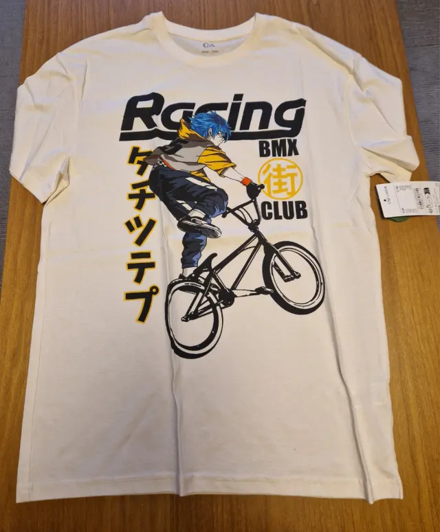 Camiseta C&A, anime, talla 170, con etiquetas