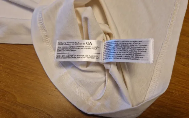 Camiseta C&A, anime, talla 170, con etiquetas