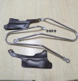 Maletas y Soportes Triumph