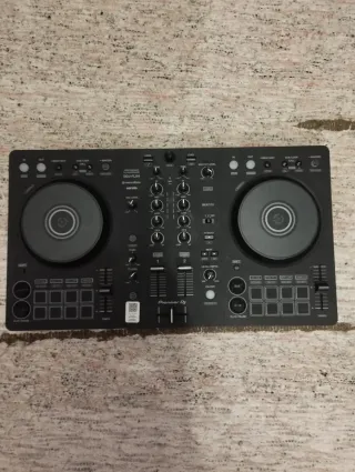Controladora DJ Pioneer DDJ FLX4 Negra