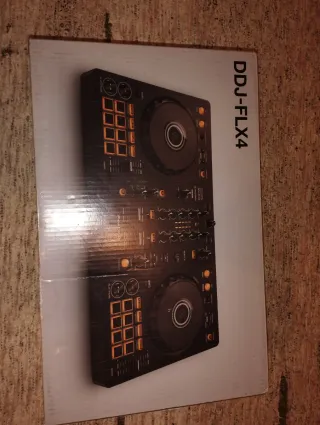 Controladora DJ Pioneer DDJ FLX4 Negra