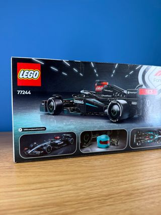 LEGO Speed Champions Mercedes-AMG Petronas F1