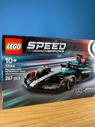 LEGO Speed Champions Mercedes-AMG Petronas F1