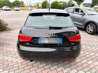 Audi A1 2011
