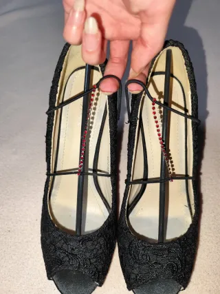 Tacones negros encaje