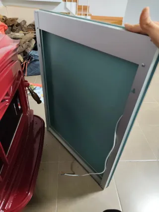 Mueble lavabo y espejo con luz