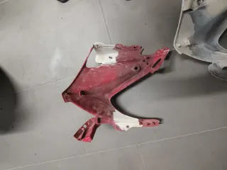 Honda VFR 750 F Carenado Superior izquierdo