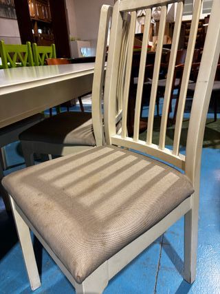 MESA COMEDOR BLANCA (4 SILLAS)
