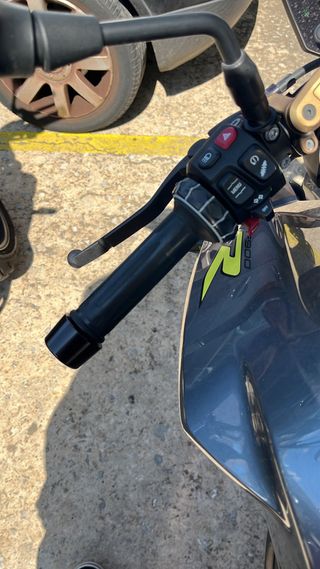 BMW F900R 2023 - 23.000 km