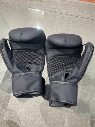 Guantes Boxeo Venum 6 oz Negros