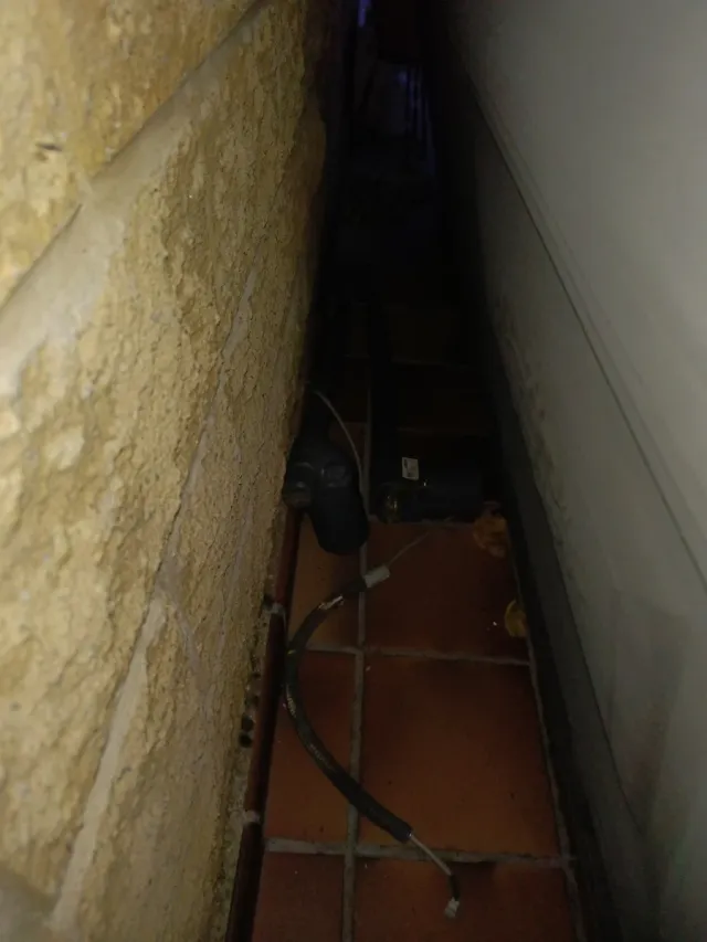 Puertas de exterior de hierro con motores