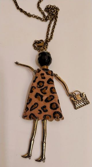 Collana lunga bambolina fashion