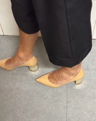 Zapatos Michael Kors Beige Talla 39. 6cm de tacón