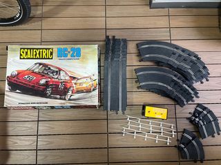 Scalextric: Pistas y Transformador.