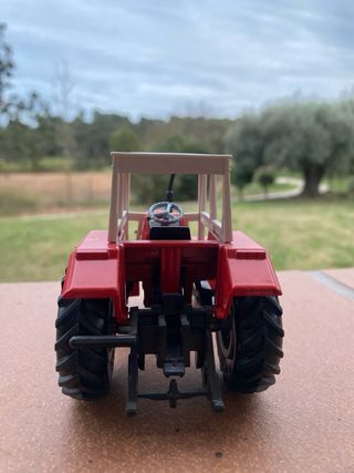 Tractor Massey Ferguson 3050 A Juguete