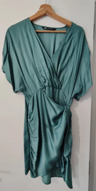Vestido corto verde Zara Talla única
