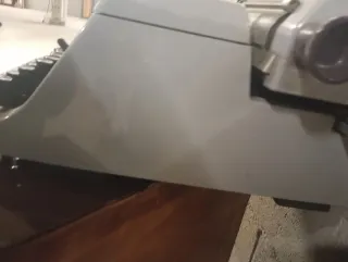 Macchina da scrivere LINEA88