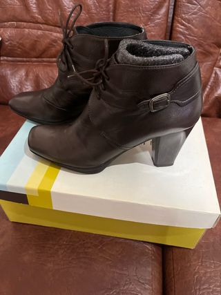 Botines Hispanitas Piel Marrón Chocolate