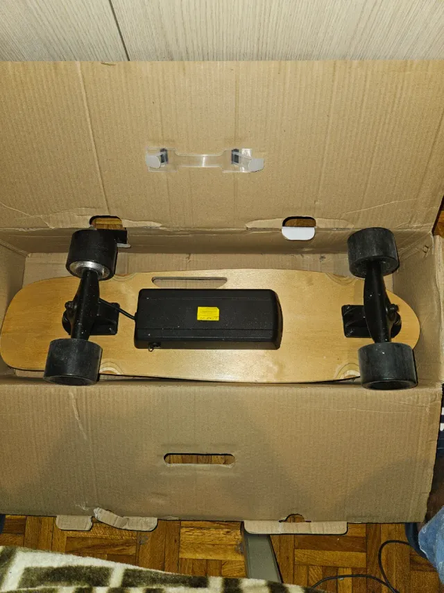 Patinete Eléctrico Small fish plate