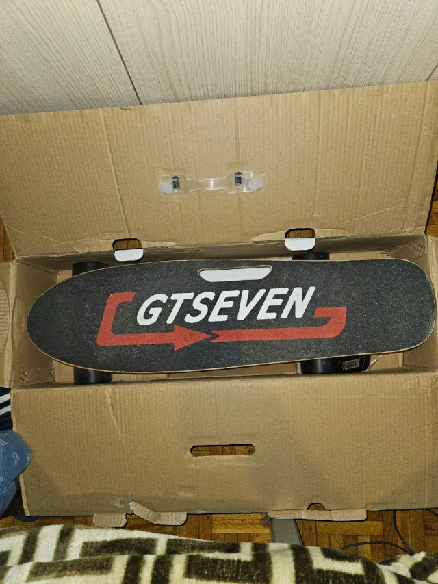 Patinete Eléctrico Small fish plate