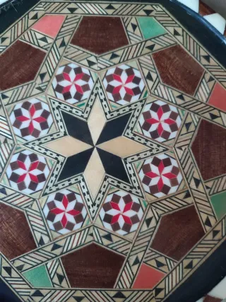 Antigua bandeja taracea de Granada