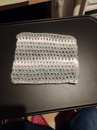 Gorro gris efecto orejas de gato