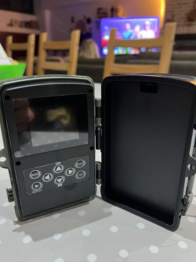 Cámara exterior camuflaje sin necesidad wifi