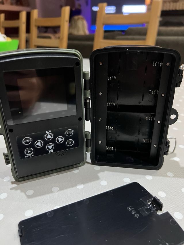 Cámara exterior camuflaje sin necesidad wifi