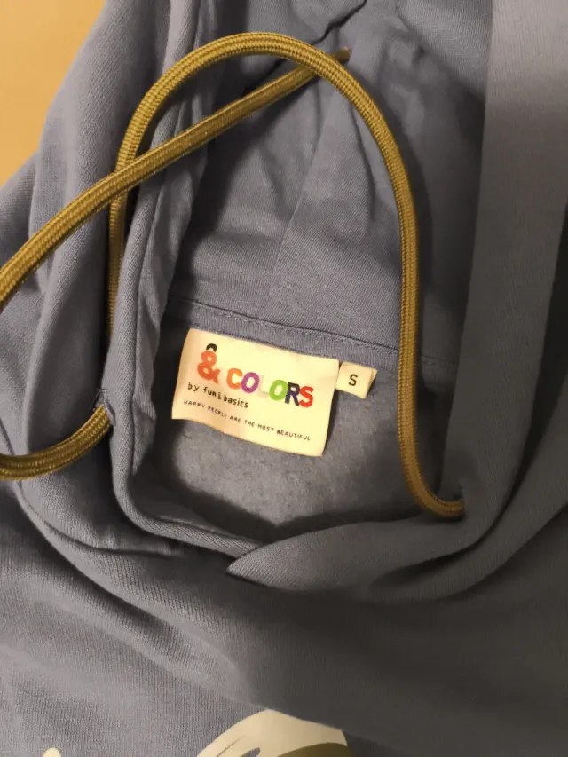 Sudadera COLORS azul con logo graffiti