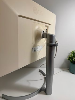 Monitor LG 27 4K 27UL850-W