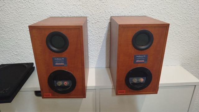 Altavoces Dynaudio Audience 42