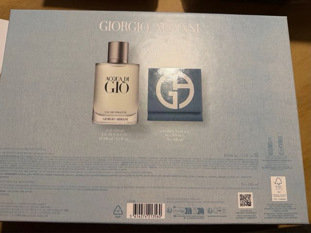 Cofre Acqua di Giò y Toalla Playa Giorgio Armani