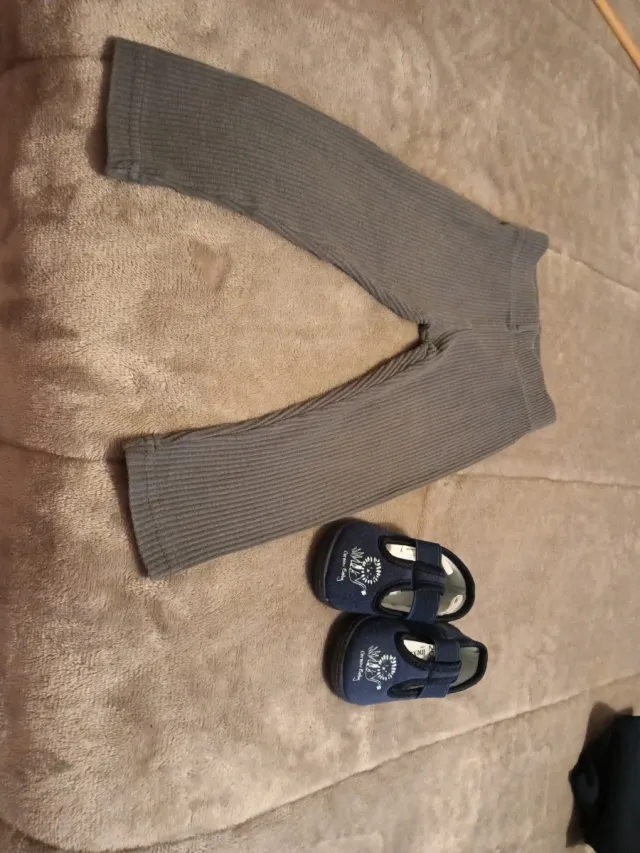 Calças Little Prince XS + Sapatos Inextenso 20