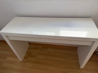 Tocador Blanco Ikea con Cristal