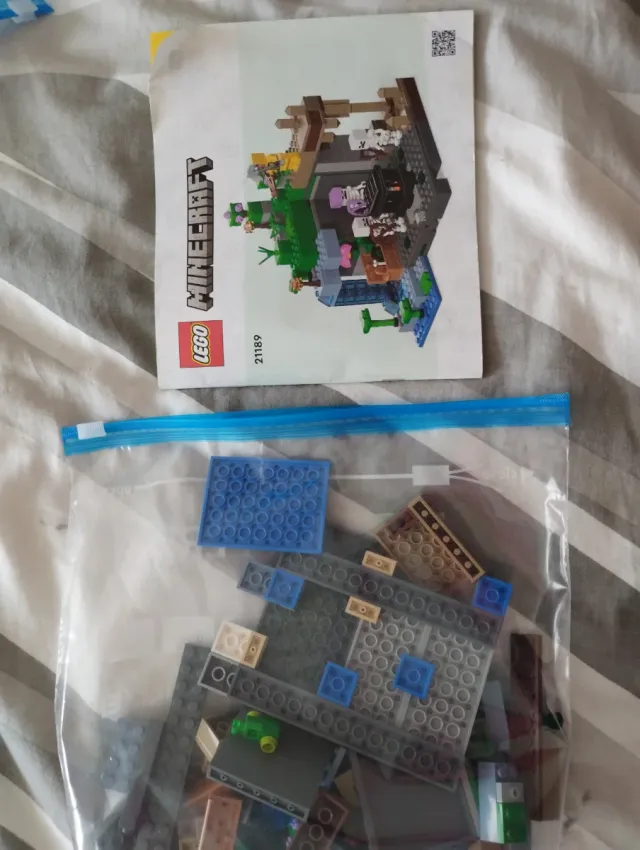 Lego Minecraft 21241 Casa de las Abejas, panda hou