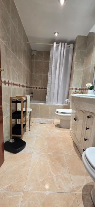 ALQUILO HABITACION SOLO MUJERES   MOSTOLES