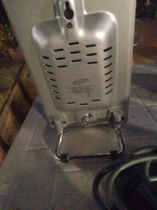 Altavoces TEAC Blancos y Negros