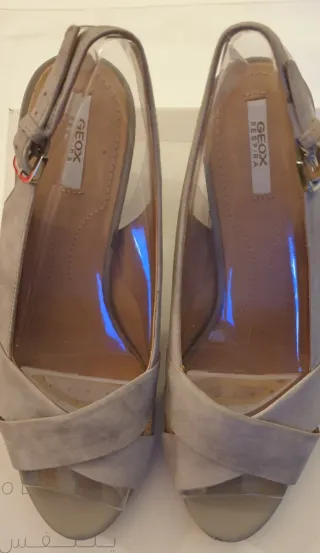 Sandalias Geox grises de tacón