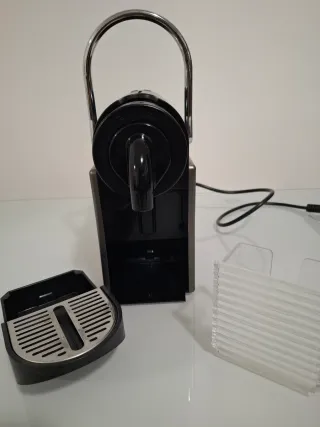 Nespresso DeLonghi Pixie