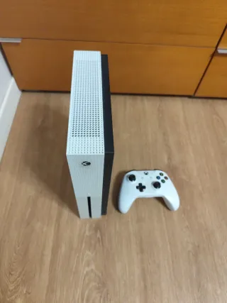Xbox One S Blanca